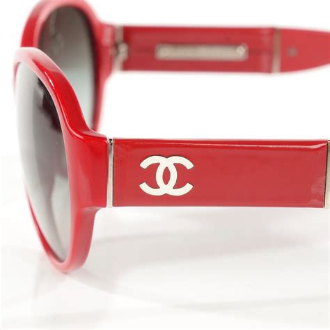 chanel red glasses